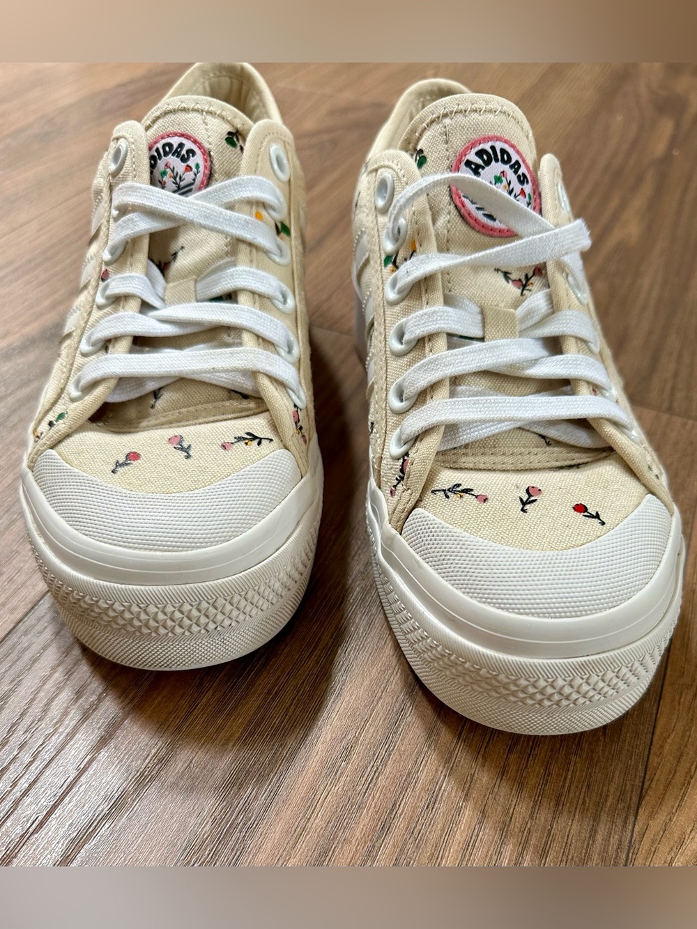 adidas Nizza Cream Canvas Floral Platform Sneakers - Picture 6 of 8